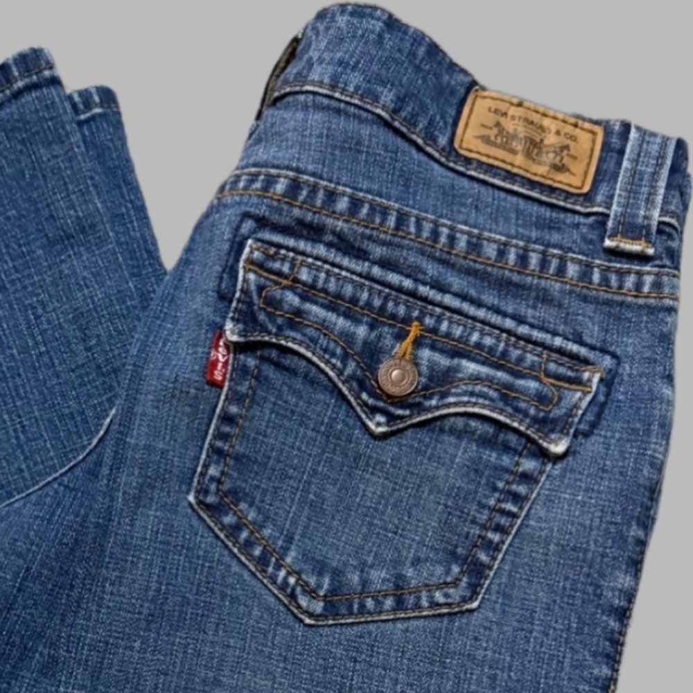 Levi's 515 Nouveau Bootcut Size 6P - Picture 2 of 7